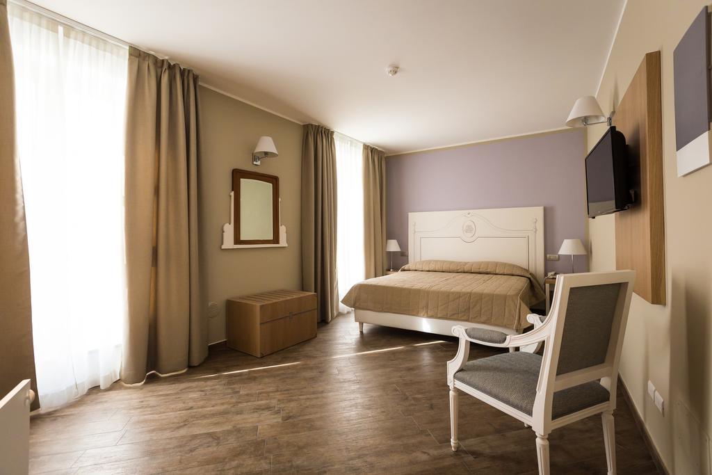 Hotel Monteverde Acqui Terme Exterior photo