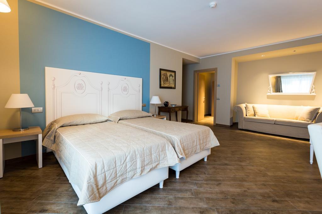 Hotel Monteverde Acqui Terme Exterior photo