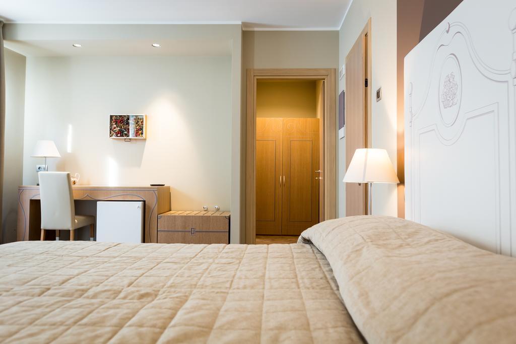 Hotel Monteverde Acqui Terme Exterior photo